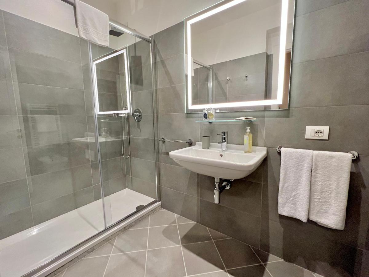 The Seven Suites Генуя Экстерьер фото